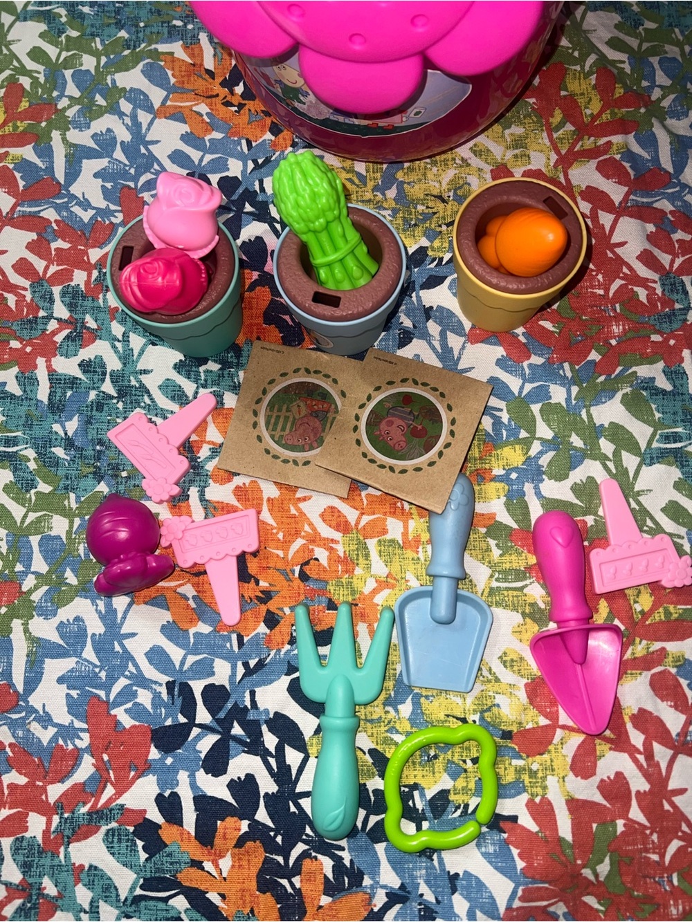 Peppa Pig Pink Green Blue Toy Garden Tool Playset